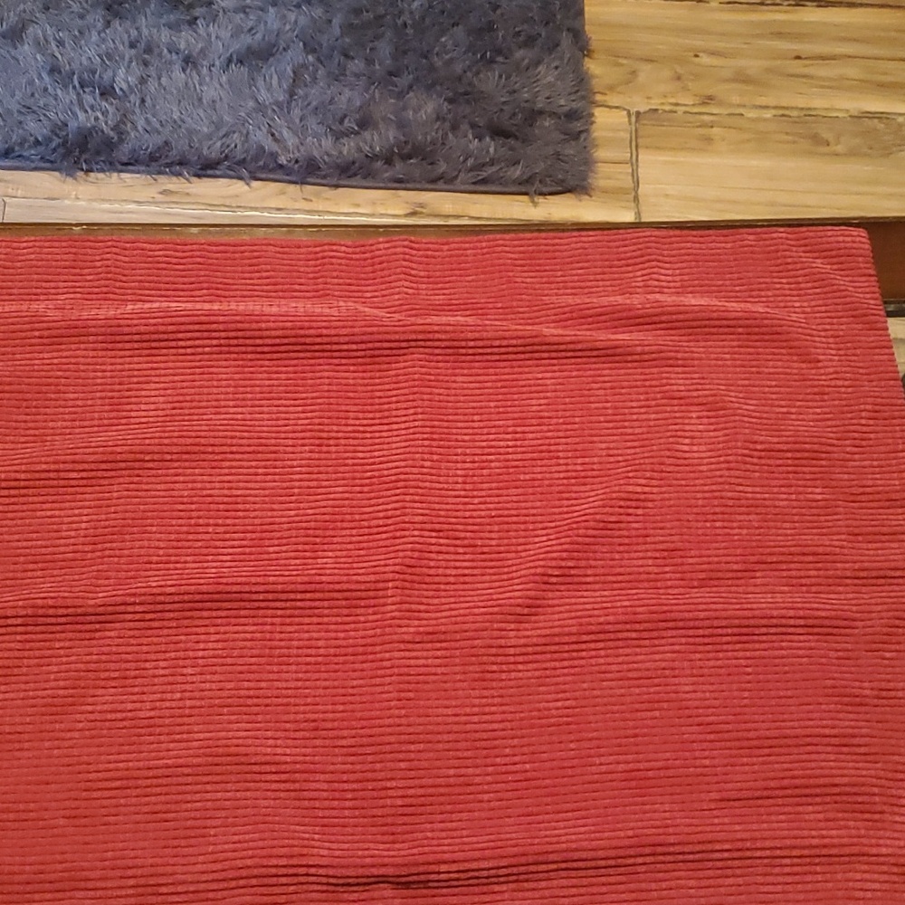2 Red corduroy Shams - Picture 3 of 5